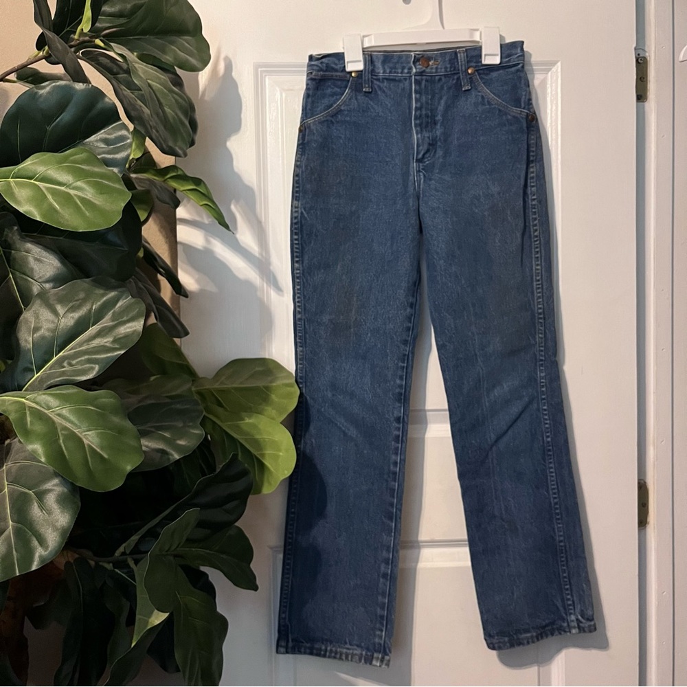 Size 28 Wrangler Jeans